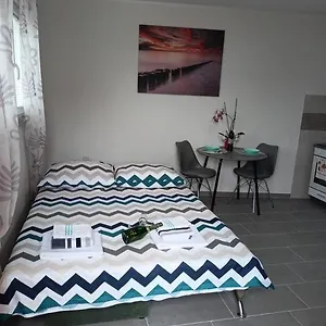 studio-apartman-maria-kastela.hotels-in-trogir.com/